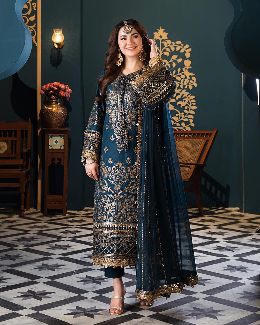 ASIM JOFA Wearing Haniya Amir
