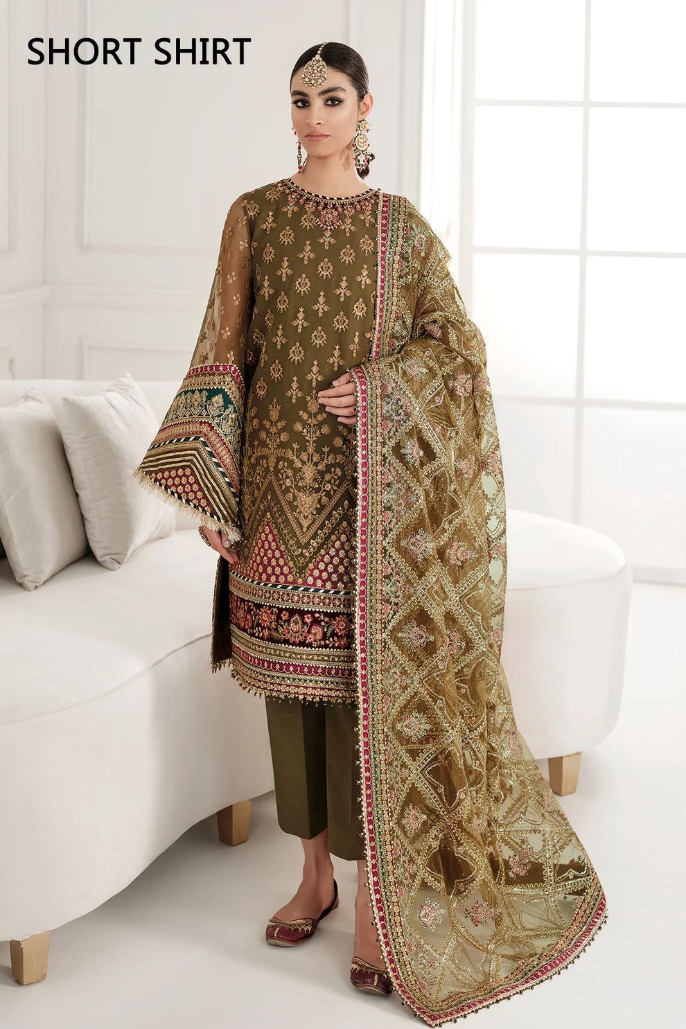 BAROOQUE CHANTELLE COLLECTION
