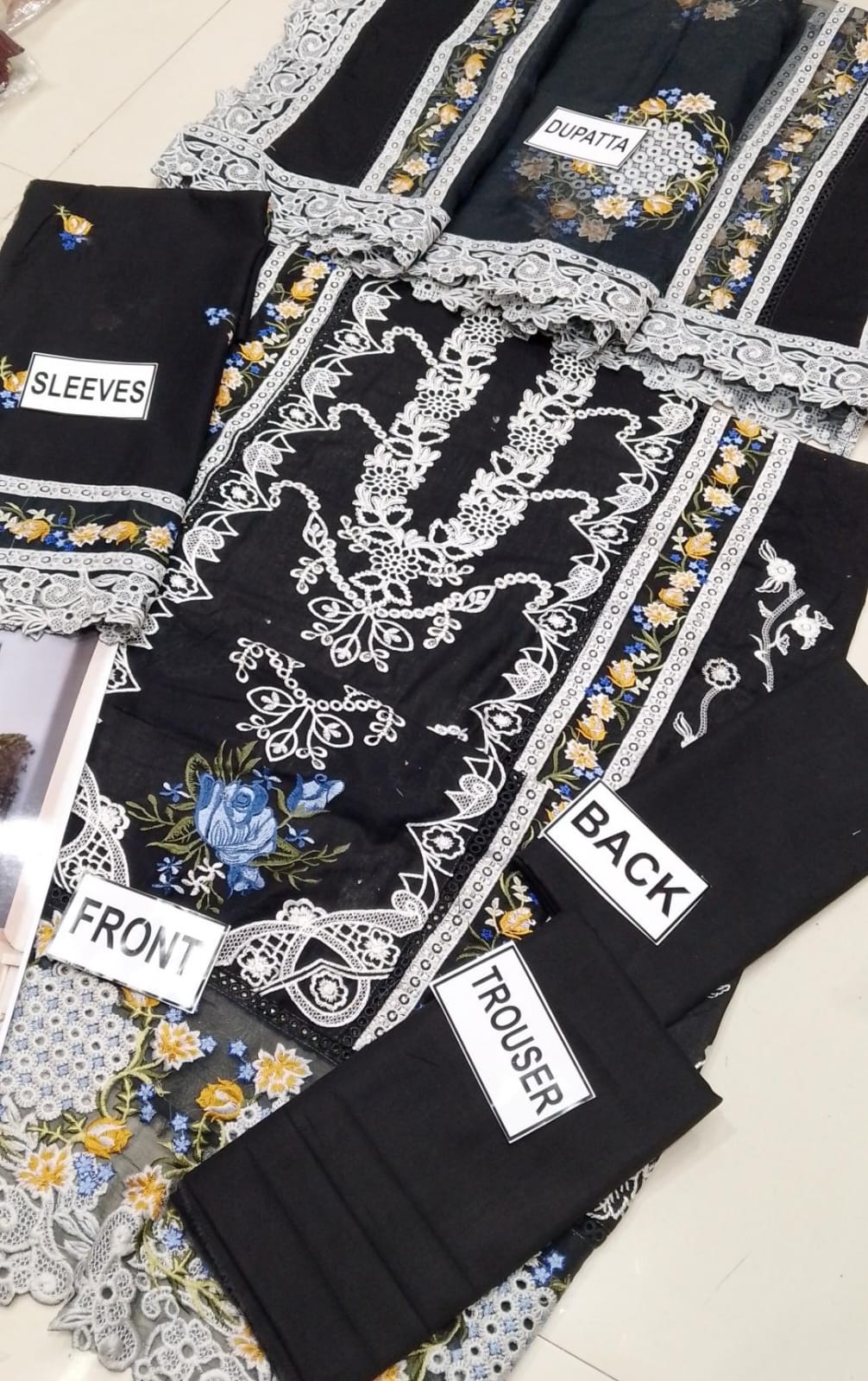Aneela Luxury Bareeza Lawn