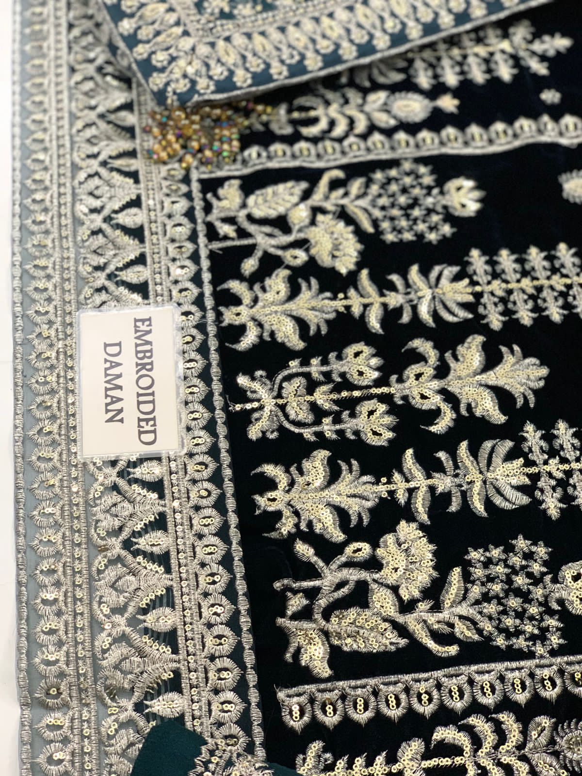 BRAND JAZMIN Velvet